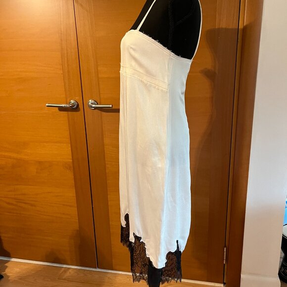 Zara Satin Slip Dress with Chantilly Lace Trim, NWT Size S - Picture 3 of 7